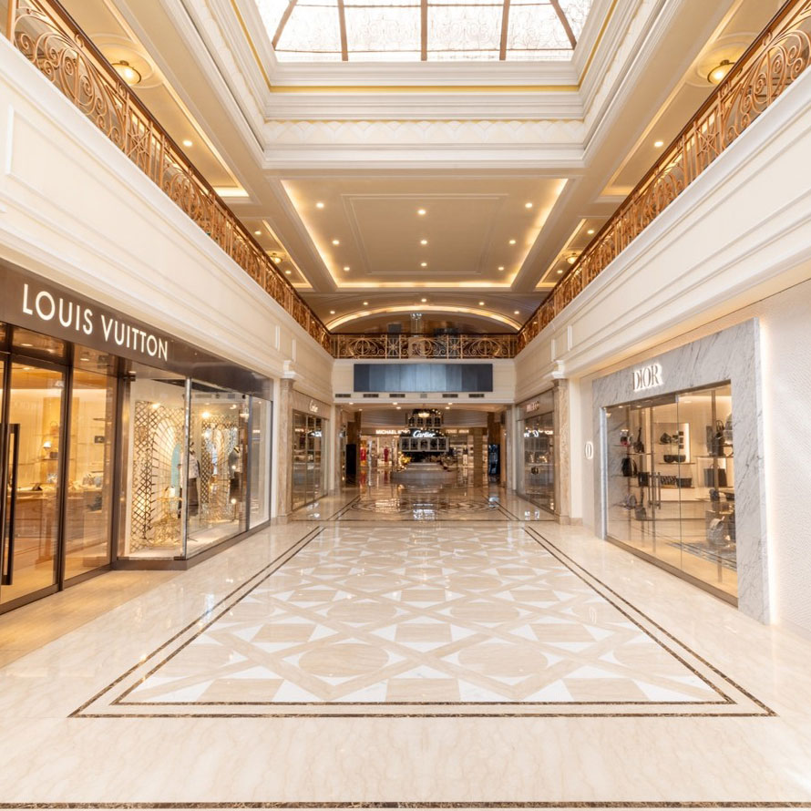 Fashion & Accessories